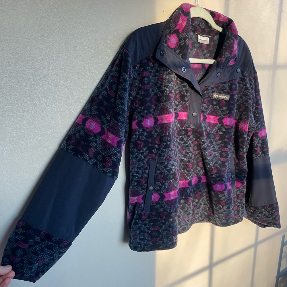 Columbia half button Aztec print fleece